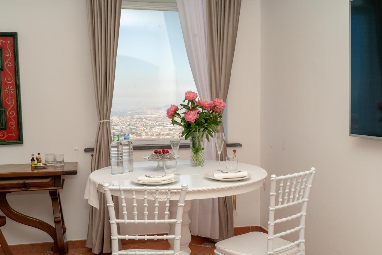 Villa Palmentiello SantʼAntonio Abate Eksteriør bilde